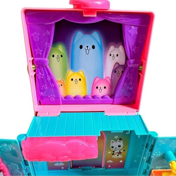 Gabby’s Dollhouse Kids Playset House Toy & Figurines with Carrying Handle. - Picture 12 of 13